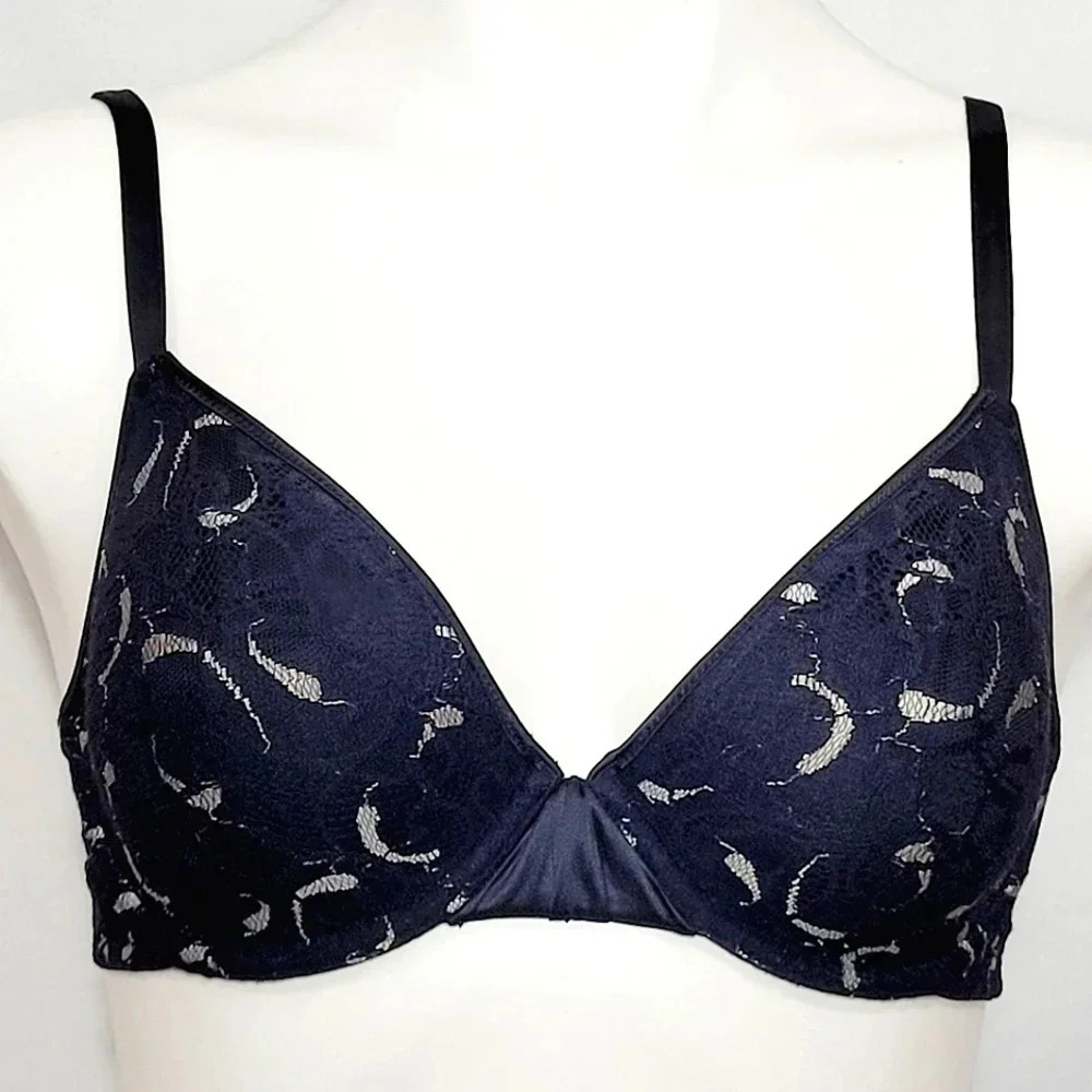 32D DKNY 453105 Lace Love Story Lined Demi Underwire Bra Black Excellent Pre-ow